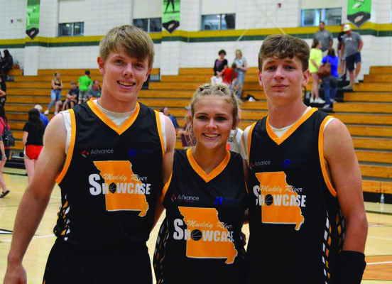 Drew Mallett, Summer Goings, and Cameron Bringer. Dalton Berhorst from Canton also played for the Missouri Boys.